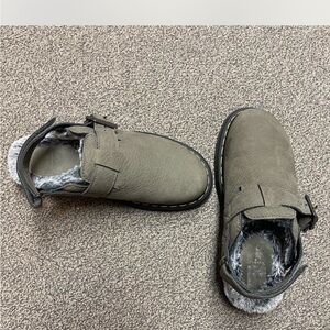 Dr. Martens Gray clogs with Fur Lining